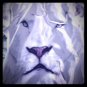 White lion sweatshirt
